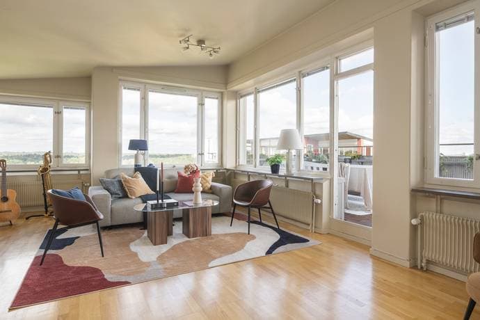 Larsbodavägen 57, vån 8 & 9